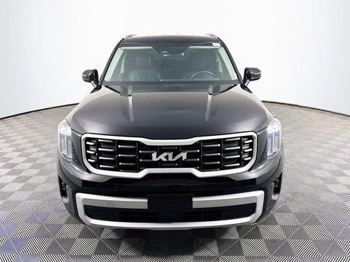Ebony Black 2023 Kia Telluride S
