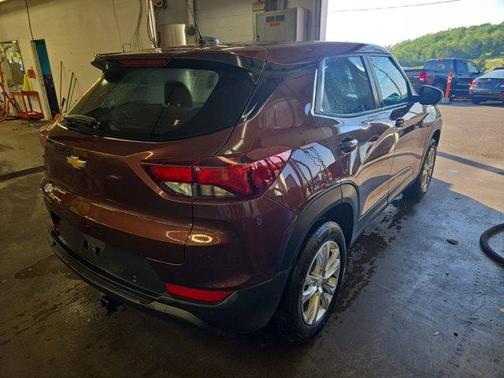 Mahogany Red Metallic 2022 Chevrolet Trailblazer LS