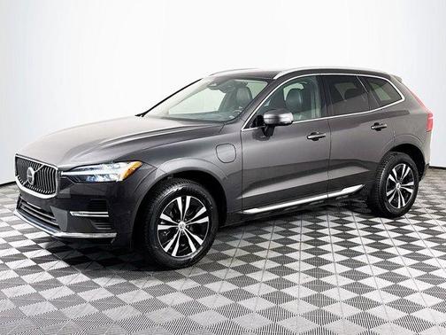 2022 Volvo XC60 Recharge Plug-In Hybrid T8 Inscription Expression Extended Range