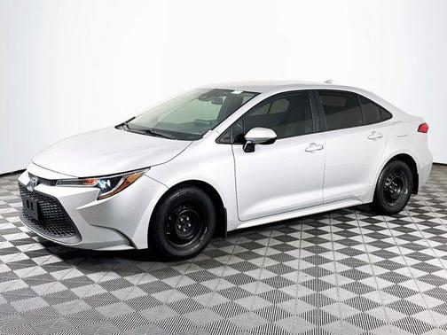Classic Silver Metallic 2021 Toyota Corolla L