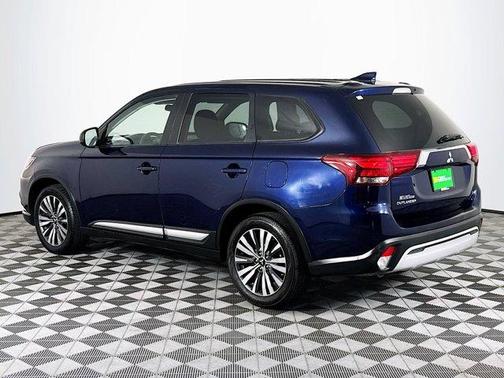 Cosmic Blue Metallic 2020 Mitsubishi Outlander ES