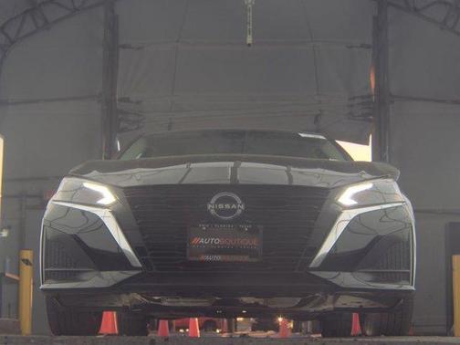 Super Black 2024 Nissan Altima 2.5 SV