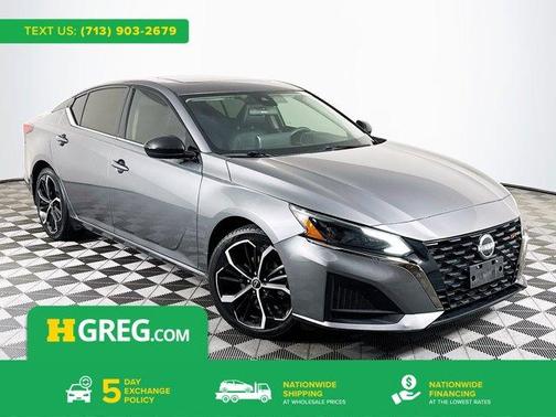 Gun Metallic 2023 Nissan Altima 2.5 SR