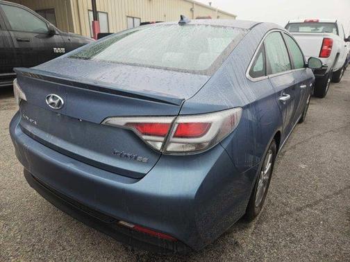 2016 Hyundai SONATA Hybrid SE