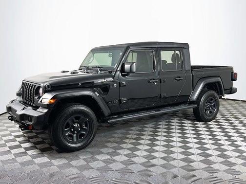 2022 Jeep Gladiator Sport