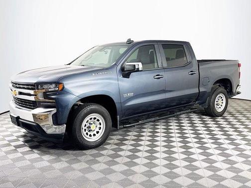 Shadow Gray Metallic 2020 Chevrolet Silverado 1500 LT
