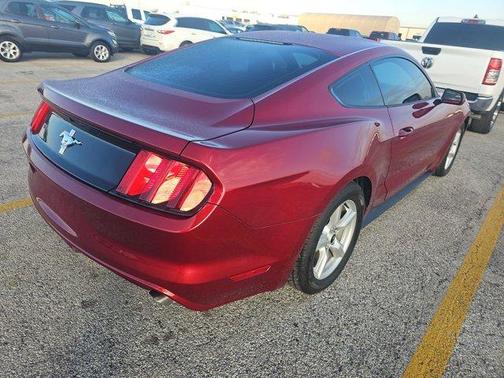 2017 Ford Mustang V6