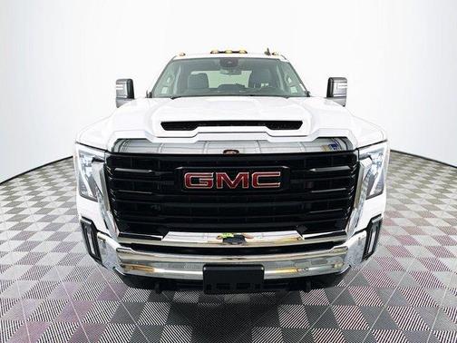 2024 GMC Sierra 2500 Pro