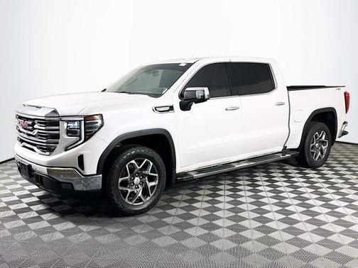 2022 GMC Sierra 1500 SLT