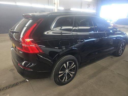 2023 Volvo XC60 B5 Core