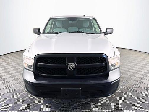 Bright Silver Clearcoat Metallic 2019 RAM 1500 Classic Tradesman