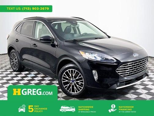 2022 Ford Escape PHEV Titanium