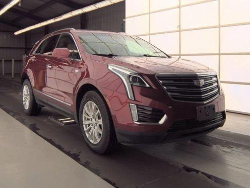 Red Horizon Tintcoat 2019 Cadillac XT5 Base