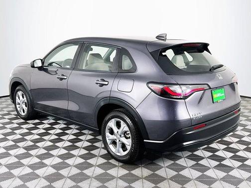 Urban Gray Pearl 2023 Honda HR-V LX