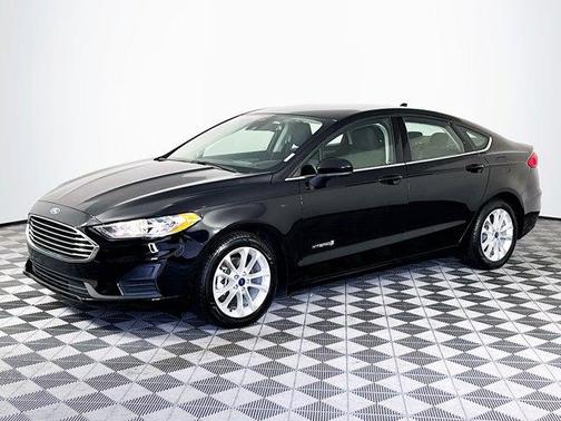 2019 Ford Fusion Hybrid SE