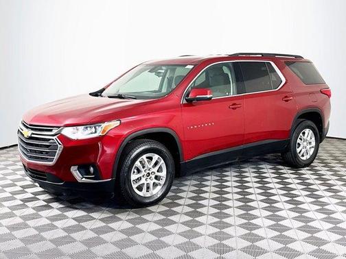 Cajun Red Tintcoat 2021 Chevrolet Traverse LT Cloth