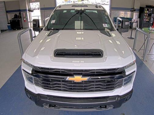 Summit White 2024 Chevrolet Silverado 2500 WT