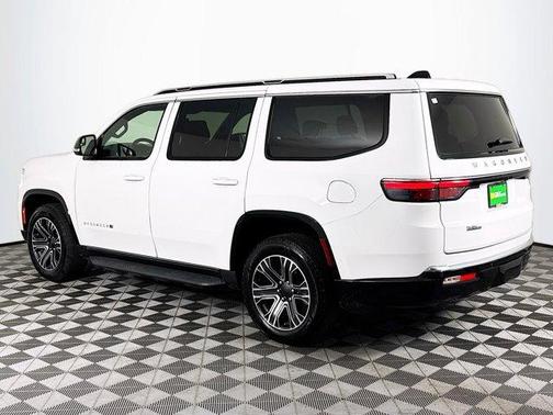 Bright White Clearcoat 2024 Jeep Wagoneer Series II