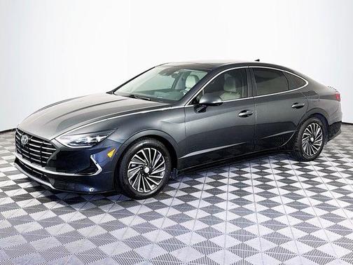 2023 Hyundai SONATA Hybrid Limited