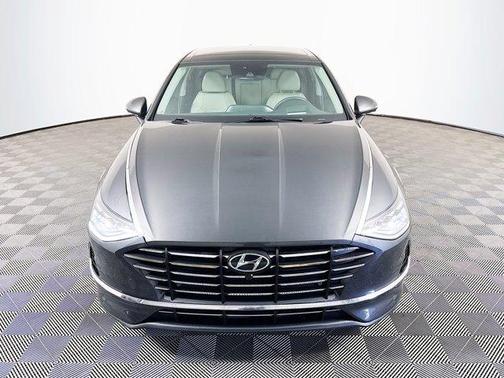 2023 Hyundai SONATA Hybrid Limited