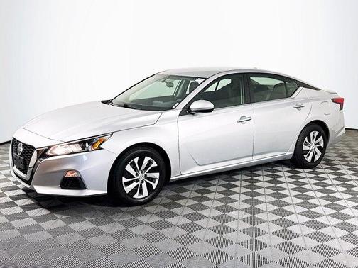 Brilliant Silver Metallic 2019 Nissan Altima 2.5 S