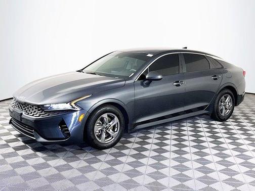 Gravity Gray 2022 Kia K5 LXS