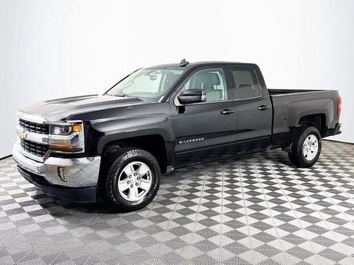 Black 2018 Chevrolet Silverado 1500 LT