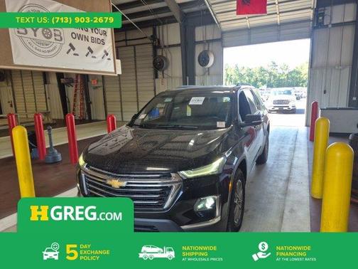 Mosaic Black Metallic 2022 Chevrolet Traverse LT Cloth