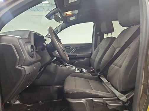 2023 Chevrolet Colorado WT