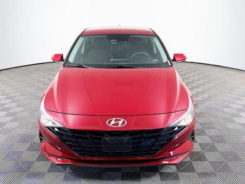 Scarlet Red Pearl 2021 Hyundai ELANTRA SEL