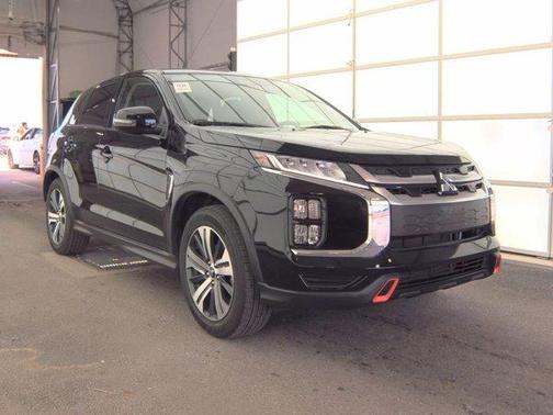 Labrador Black Pearl 2023 Mitsubishi Outlander Sport ES