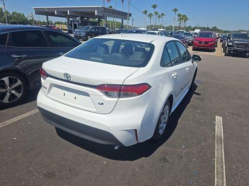 Ice 2024 Toyota Corolla LE