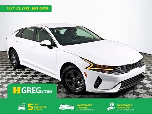 Glacial White Pearl 2024 Kia K5 LXS