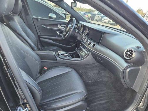 2019 Mercedes-Benz E-Class E 300