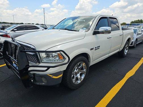 Pearl White 2017 RAM 1500 Laramie