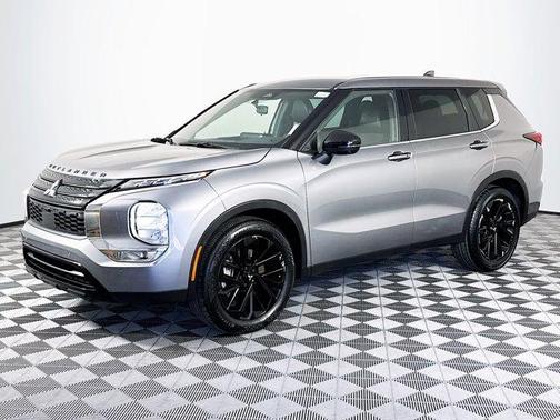 2023 Mitsubishi Outlander SE Black Edition