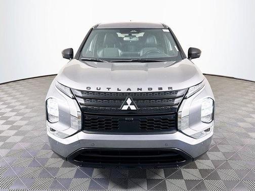 2023 Mitsubishi Outlander SE Black Edition