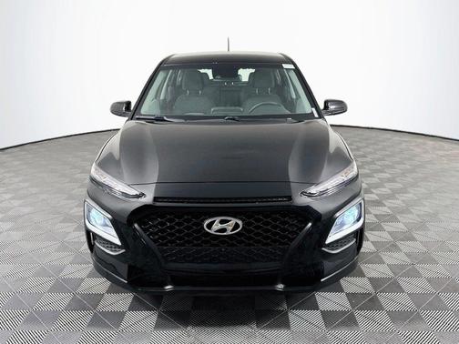 Ultra Black 2021 Hyundai KONA SE