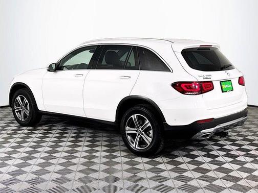 Polar White 2022 Mercedes-Benz GLC 300 Base 4MATIC