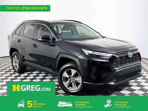 2022 Toyota RAV4 Hybrid XLE