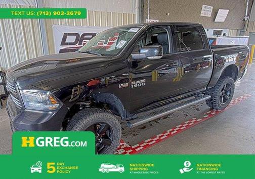 Brilliant Black Crystal Pearlcoat 2016 RAM 1500 Sport