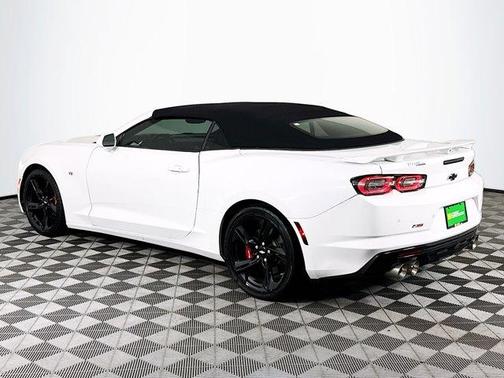 Summit White 2019 Chevrolet Camaro 2SS