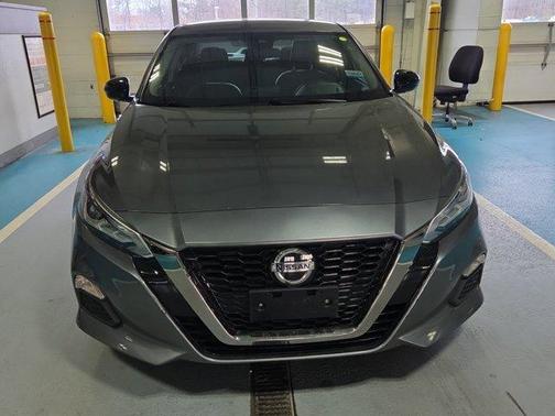 2021 Nissan Altima 2.5 SR