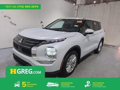 2024 Mitsubishi Outlander ES