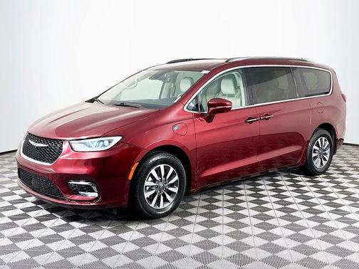 2021 Chrysler Pacifica Hybrid Touring L