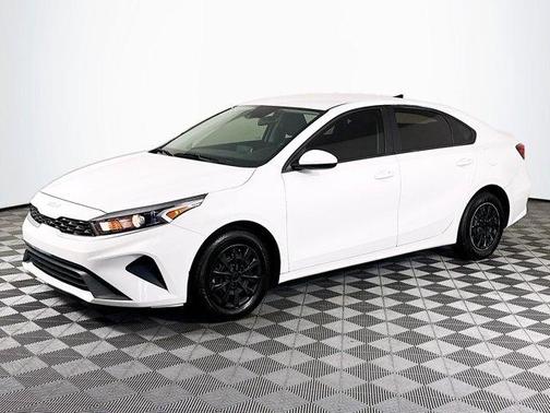 Clear White 2024 Kia Forte LX