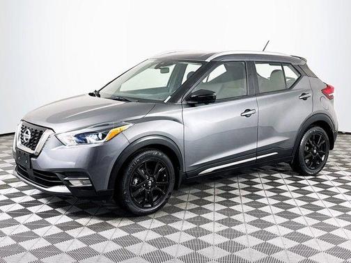 2020 Nissan Kicks SR