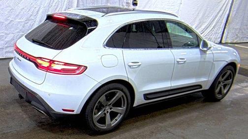 White 2023 Porsche Macan Base