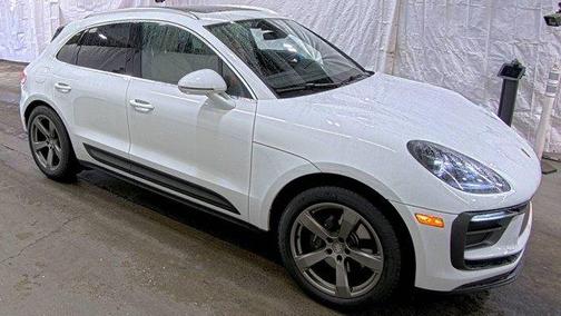White 2023 Porsche Macan Base