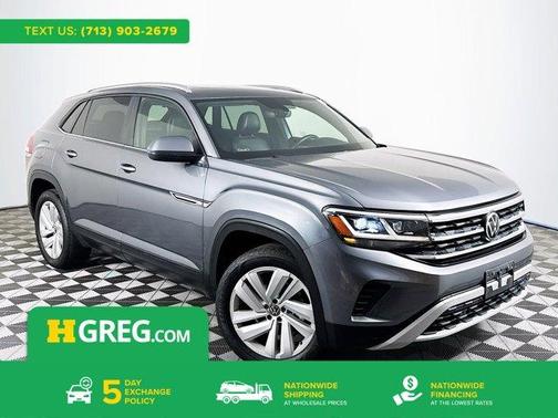 Platinum Gray Metallic 2023 Volkswagen Atlas Cross Sport 3.6L V6 SE w/Technology